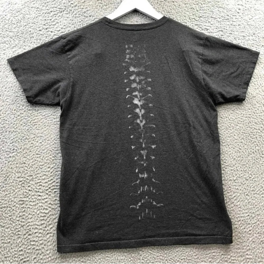 Mortal Kombat T-shirt size Medium dark gray heather with classic black logo - Picture 5 of 6